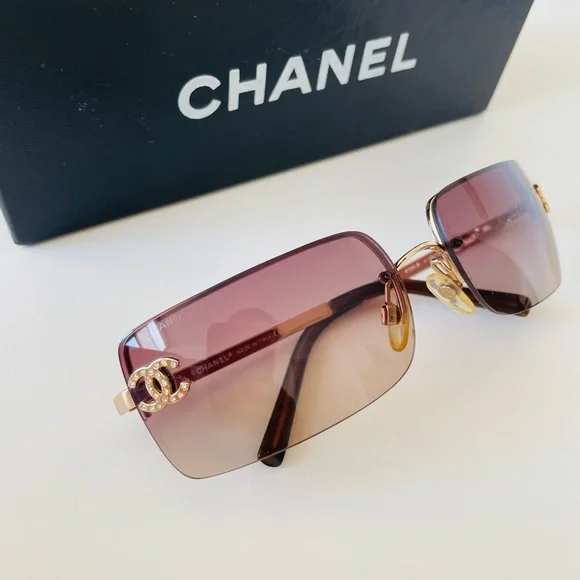 RARE π Vintage Chanel Rimless Purple gold sunglasses - Picture 2 of 14